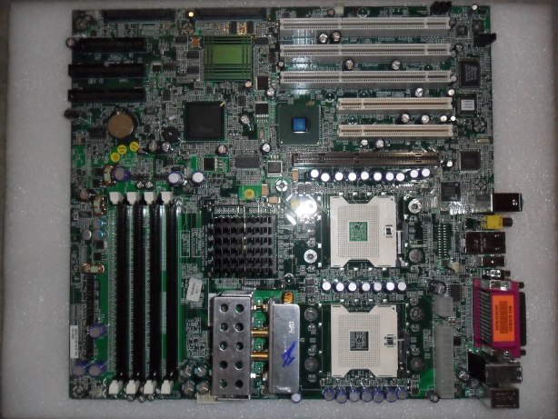Fujitsu S26361-D1357-A102 Celsius R610 Motherboard.JPG